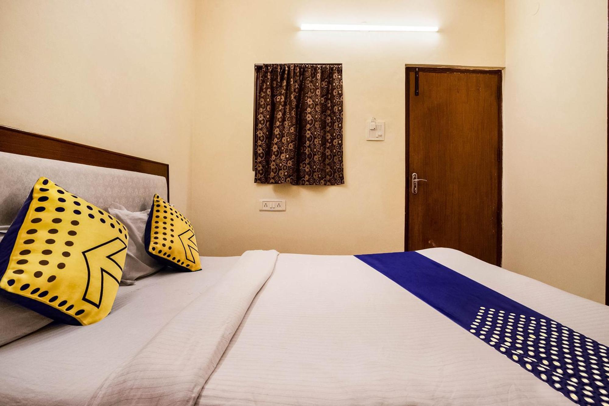 Hotel O City Inn Dx New Delhi Exteriör bild