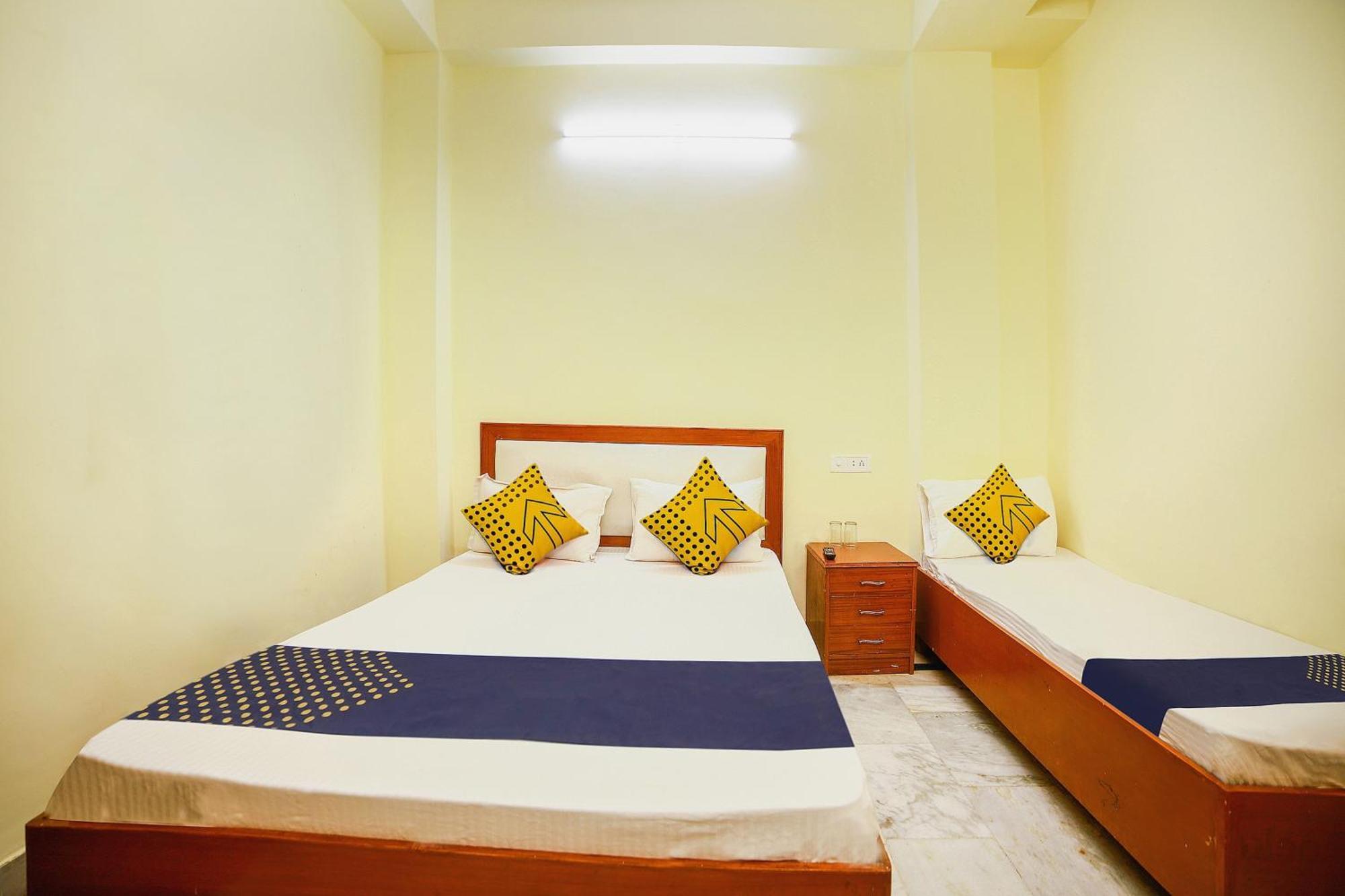 Hotel O City Inn Dx New Delhi Exteriör bild